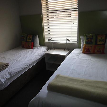 קייפטאון Ashanti Lodge Green Point מראה חיצוני תמונה