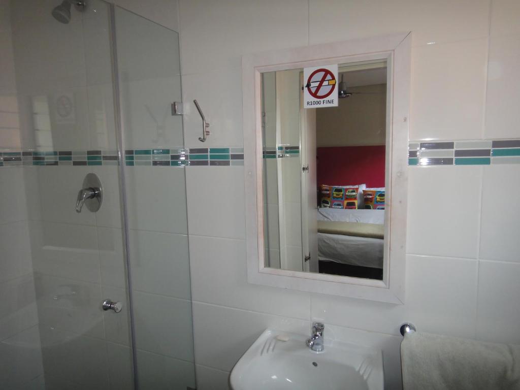 קייפטאון Ashanti Lodge Green Point מראה חיצוני תמונה